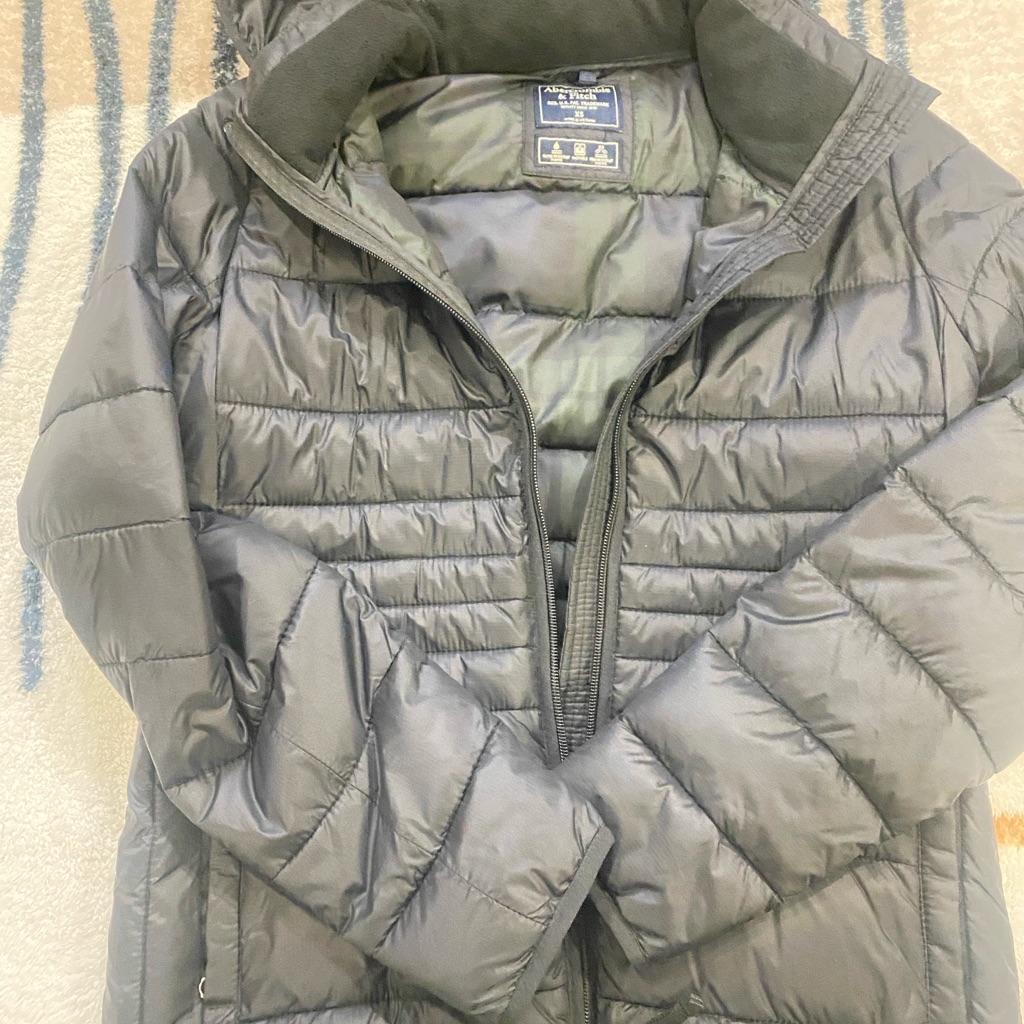 Abercrombie & Fitch Olive Puffer Jacket
